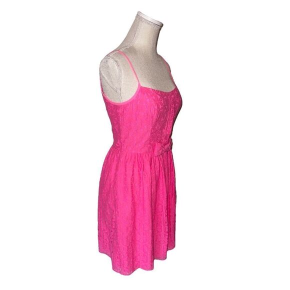 Lilly Pulitzer Antonia in Fiesta Pink Daisy Lace Bow A-Line Mini Dress Size 2 - Picture 5 of 16